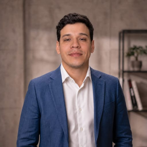 Ernesto Uzcategui, Founder & Marketer